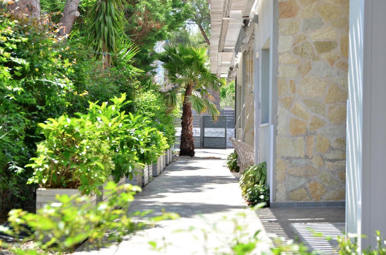 Alekos Luxury Suites Free 24H Transportation From - To Airport Artemida  Exterior foto